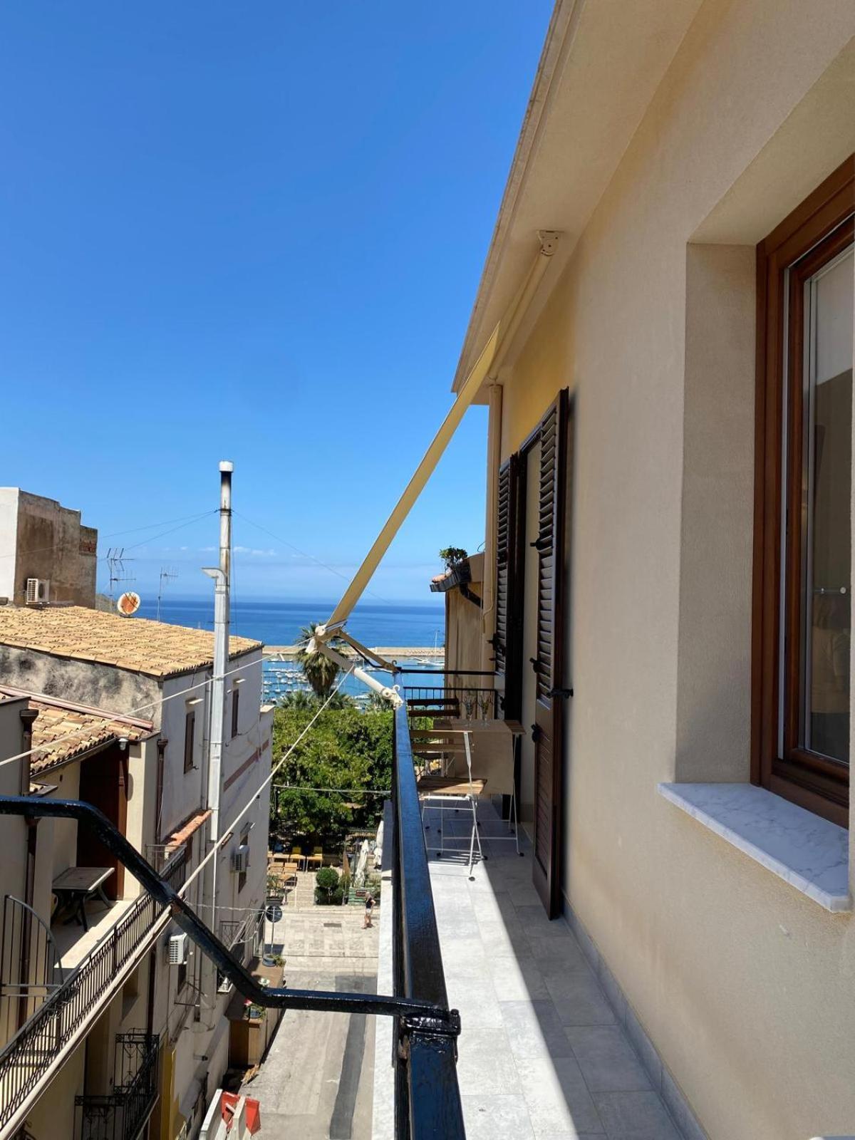 Residence Le Rose 카스텔라마레델골포 외부 사진