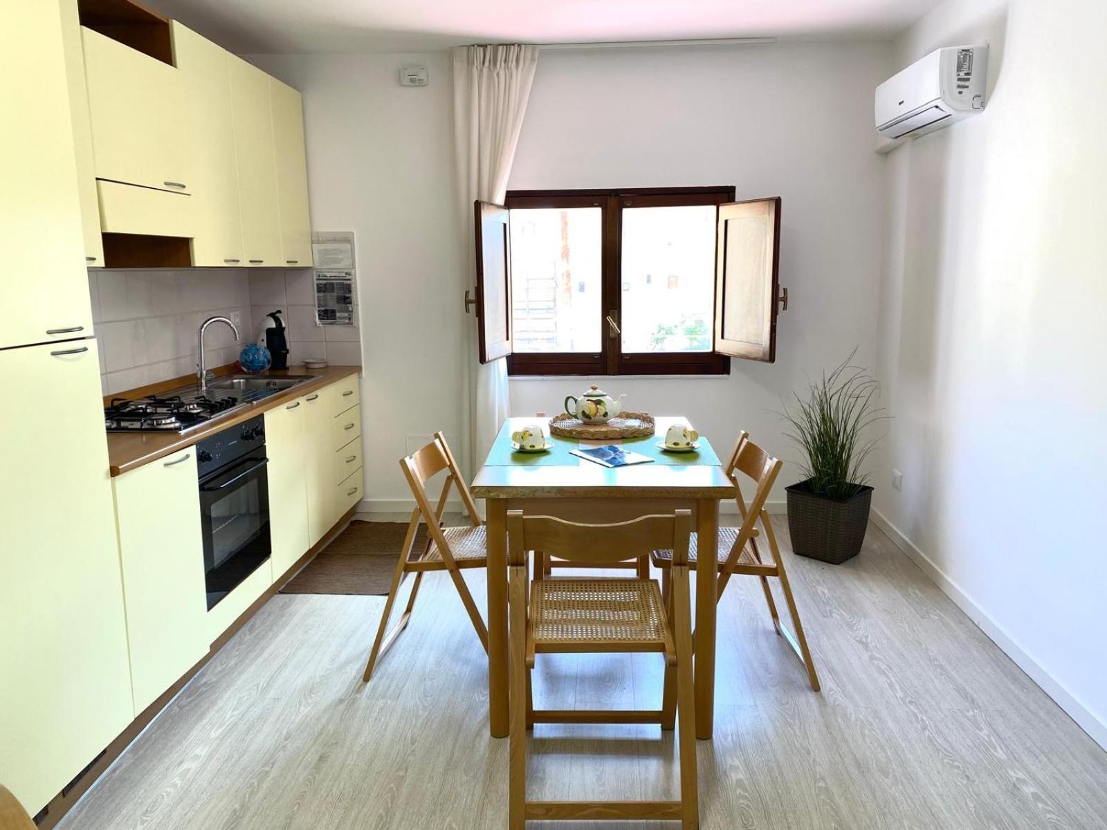 Residence Le Rose 카스텔라마레델골포 외부 사진