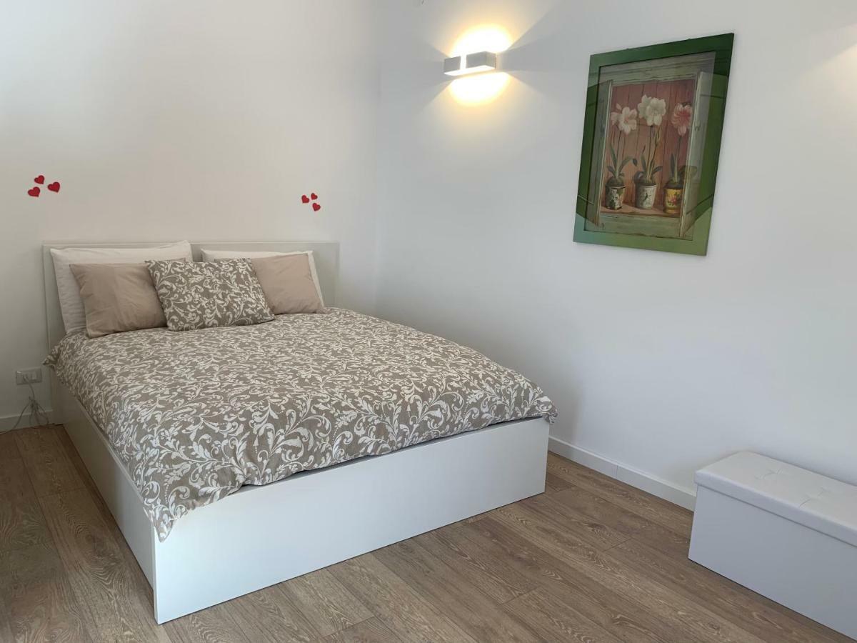 Residence Le Rose 카스텔라마레델골포 외부 사진
