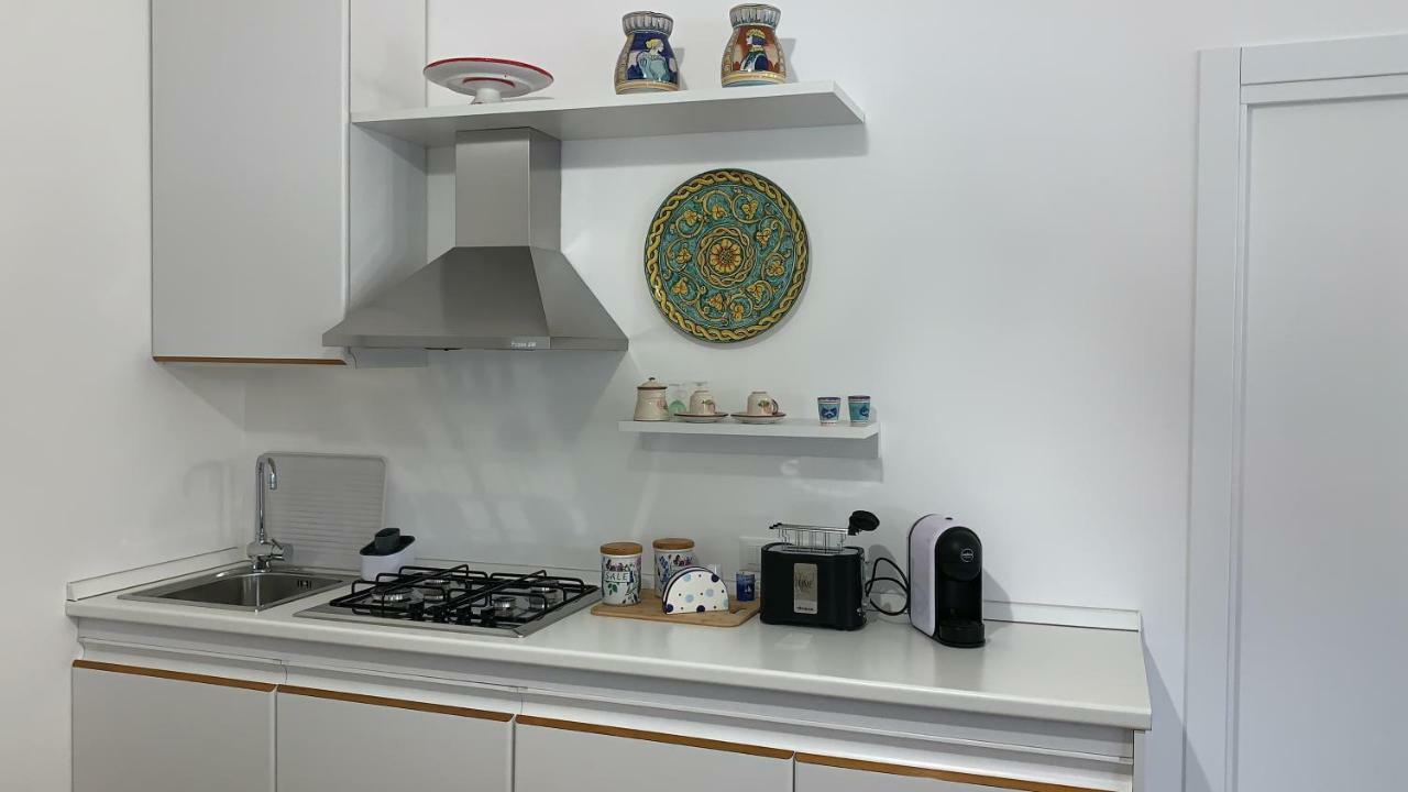 Residence Le Rose 카스텔라마레델골포 외부 사진